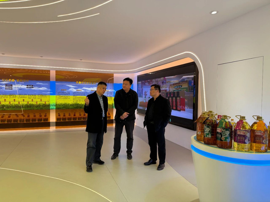 深化战略合作 共谋发展新篇 军粮供应站总经理宋辉带队赴河北鼎康粮油调研考察