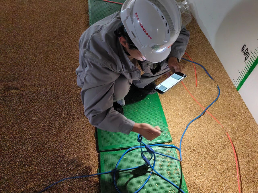 筑牢粮库安全屏障 购销公司全面做好防汛工作